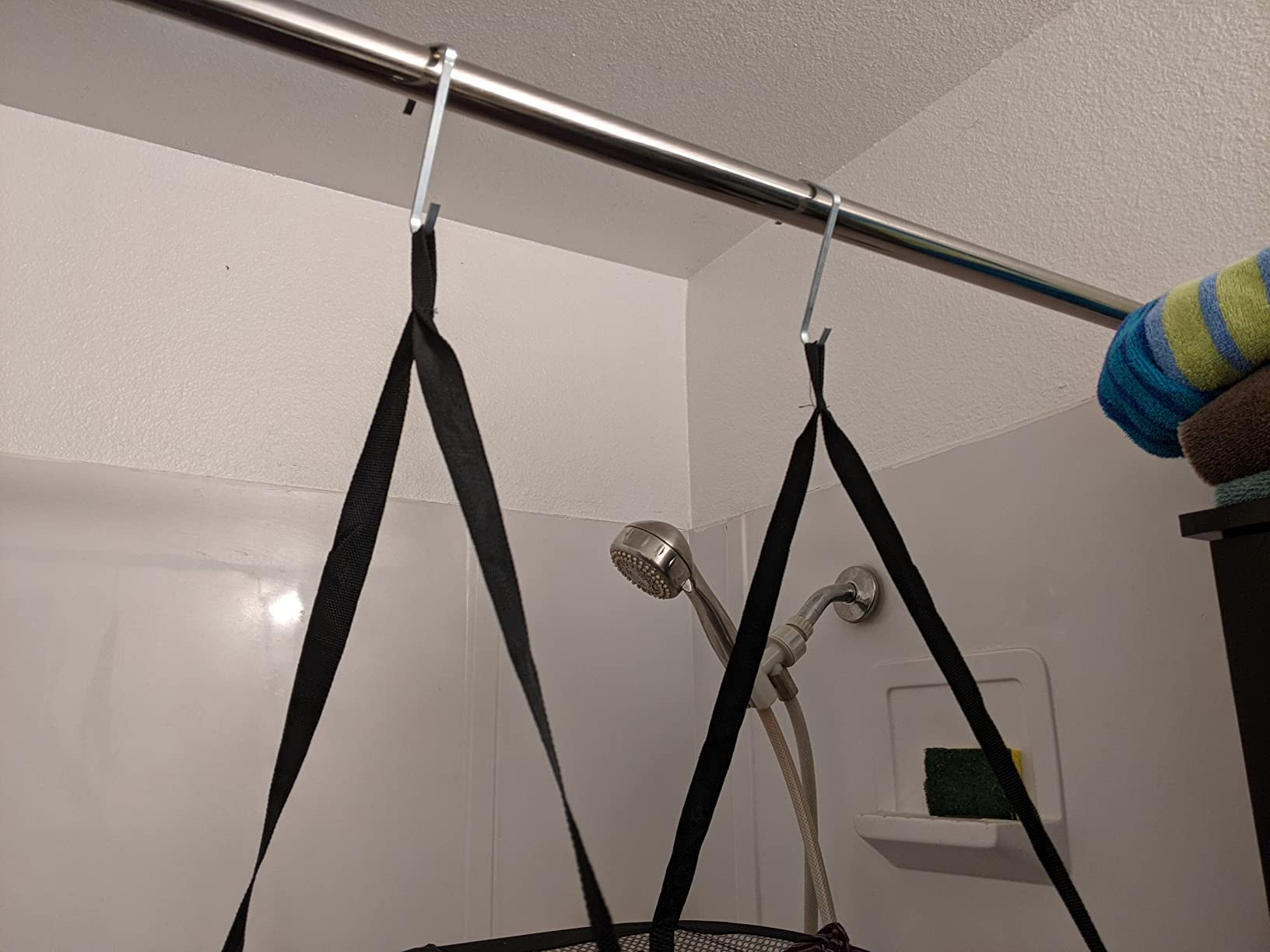 Greenco 3 Tier Over The Door Folding Drying Rack |for Clothing, Sweater, Garment, and Room Organization| Dryer Racks for Laundry Perfect for Small Spaces, Apartments, Dorm Rooms, and Bathrooms|Black customer photo 1