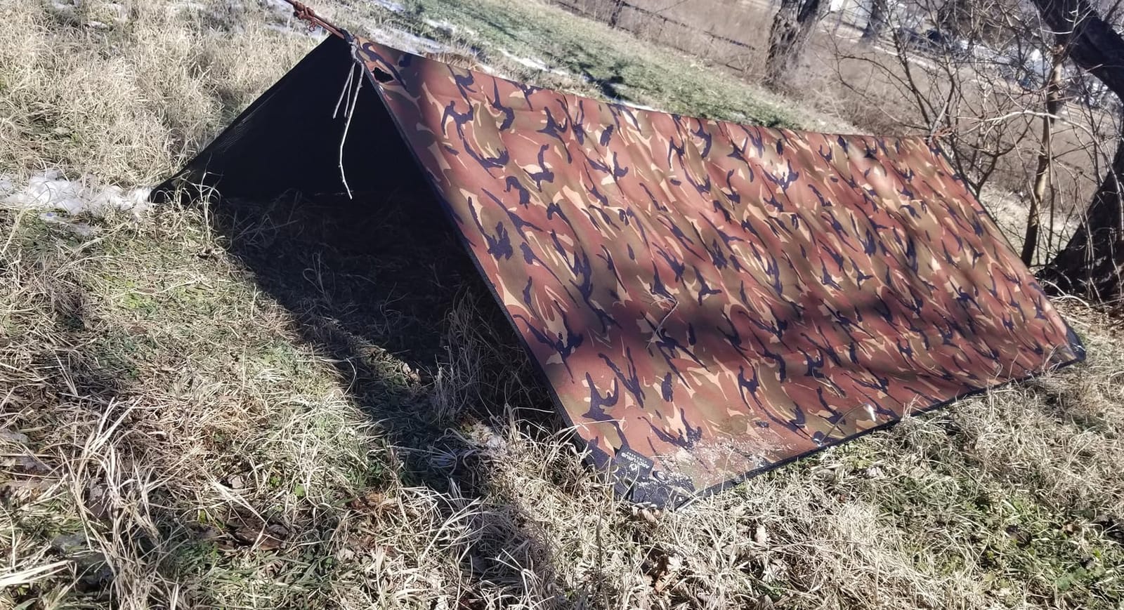 Arcturus Insulated Tarp, Reusable Heavy Duty Thermal Survival Blanket – 60x82in, Reflects 90% Body Heat, Waterproof, Windproof, 3-Layer Design, Reinforced Grommets, Olive Green customer photo 2