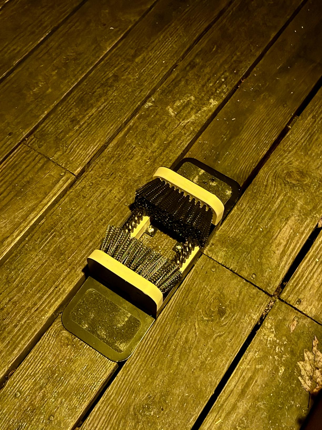 Umien Boot Scraper Outdoor Shoe Brush with Flaps, for Mud, Dirt & Snow customer photo 1