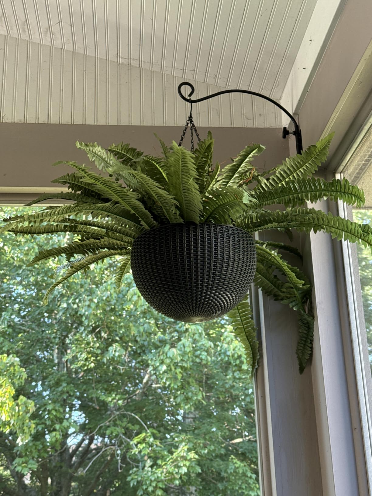 Keter Resin Rattan Set of 2 Round Hanging Planter Baskets for Indoor and Outdoor Plants-Perfect for Porches and Patio Decor, Graphite customer photo 1