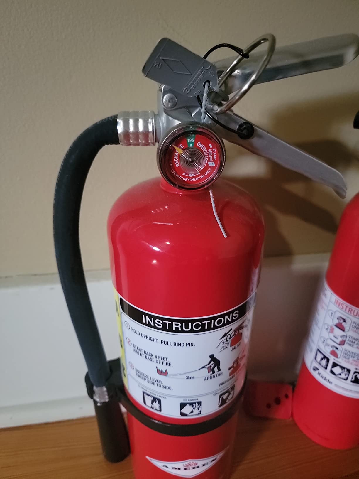 Amerex B500 ABC Dry Chemical Fire Extinguisher 2A-10 BC Rated, 5 lb. customer photo 1