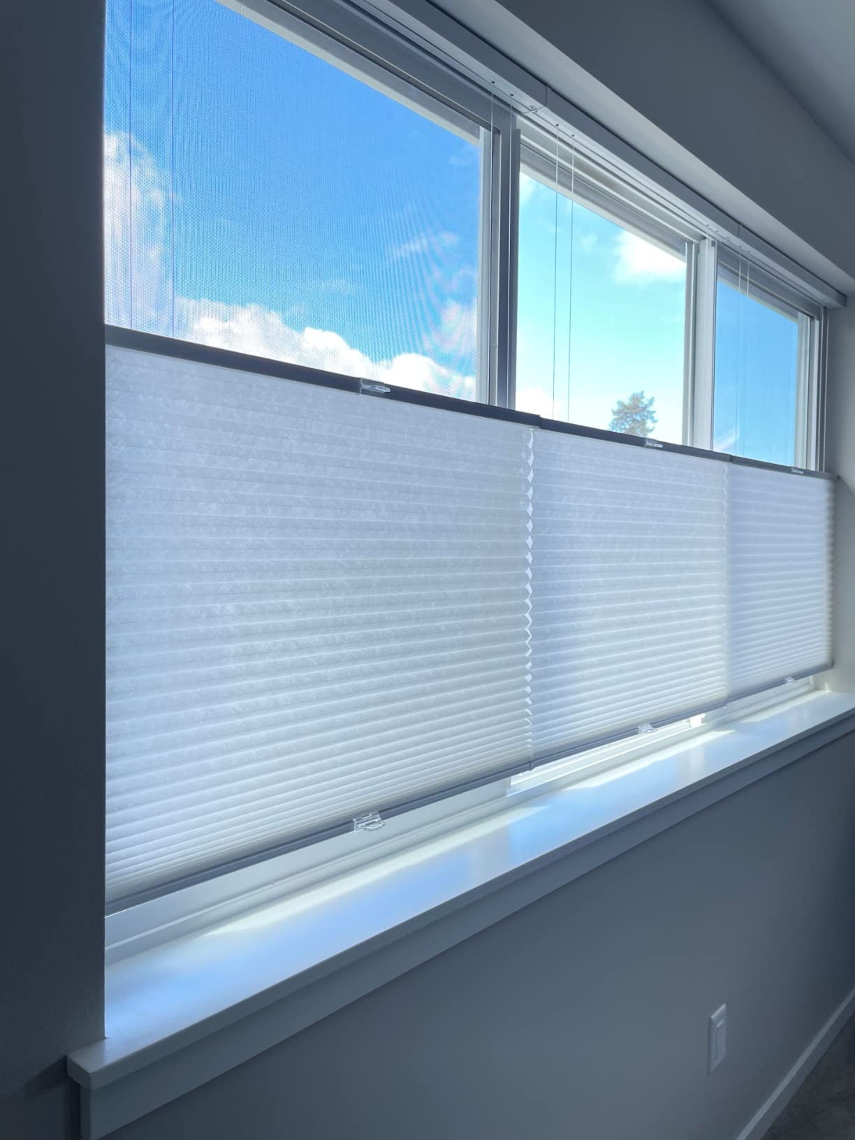 BlindsAvenue Cordless TDBU Cellular Shade, White, 34
