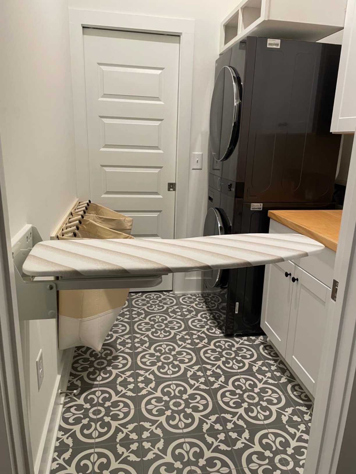 Nisorpa Wall Mounted Ironing Board 37.9