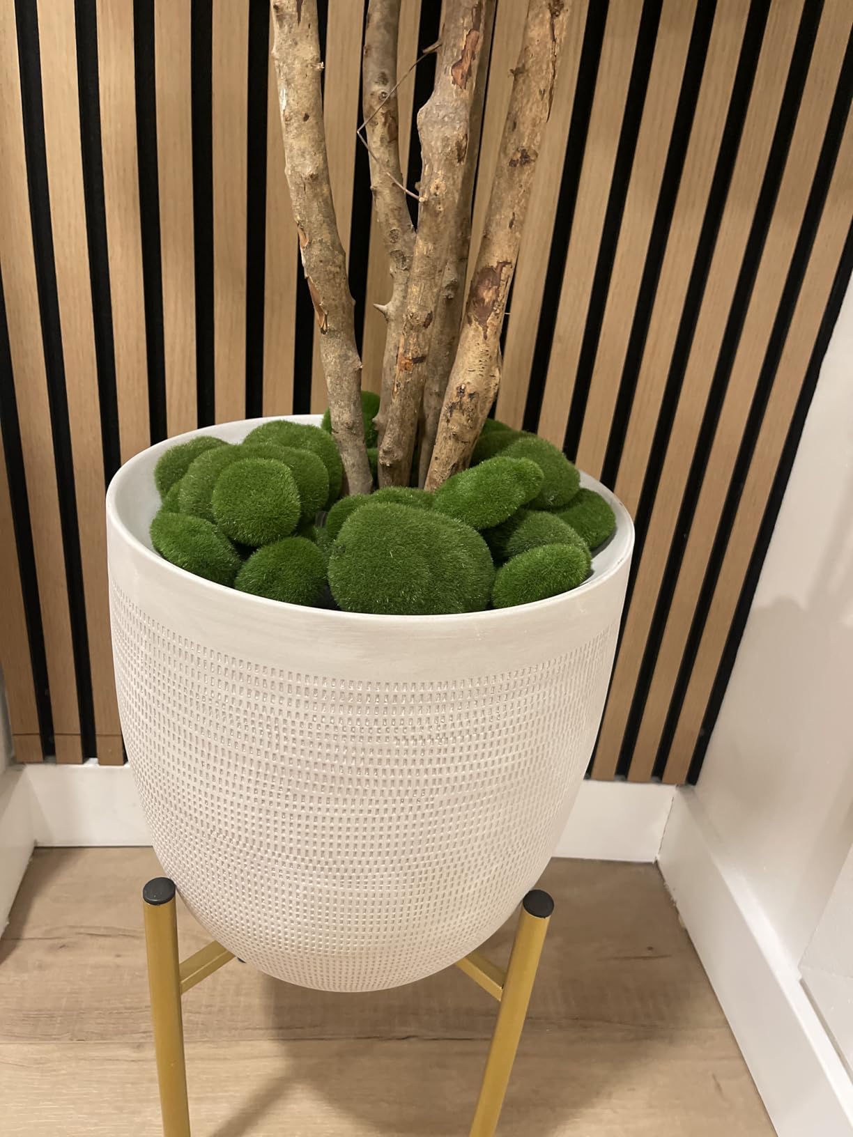 Creative Co-Op Large Matte White Embossed Stoneware Planter customer photo 1