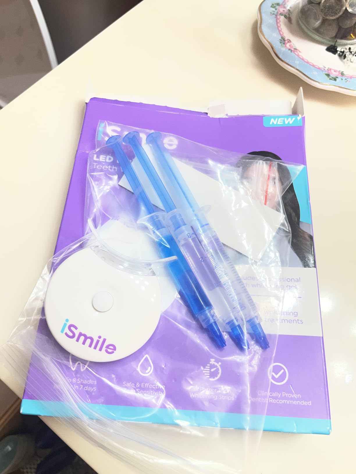 iSmile Teeth Whitening Kit - LED Light, 35% Carbamide Peroxide, (3) 3ml Gel Syringes, (1) Remineralization Gel, and Tray customer photo 2