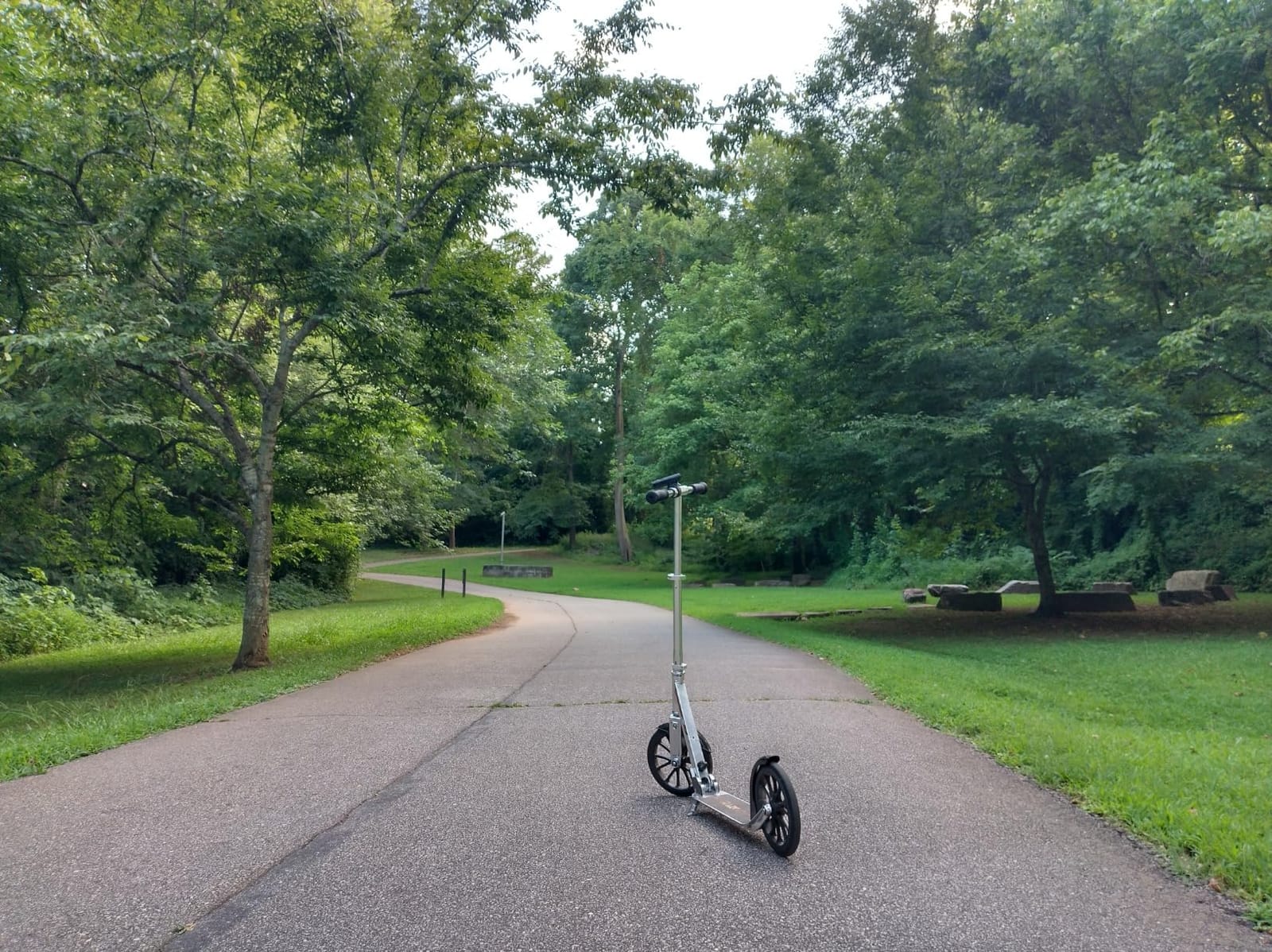 Razor A6 Kick Scooter for Kids Ages 8+ - Extra-Tall Handlebars & Longer Deck, 10