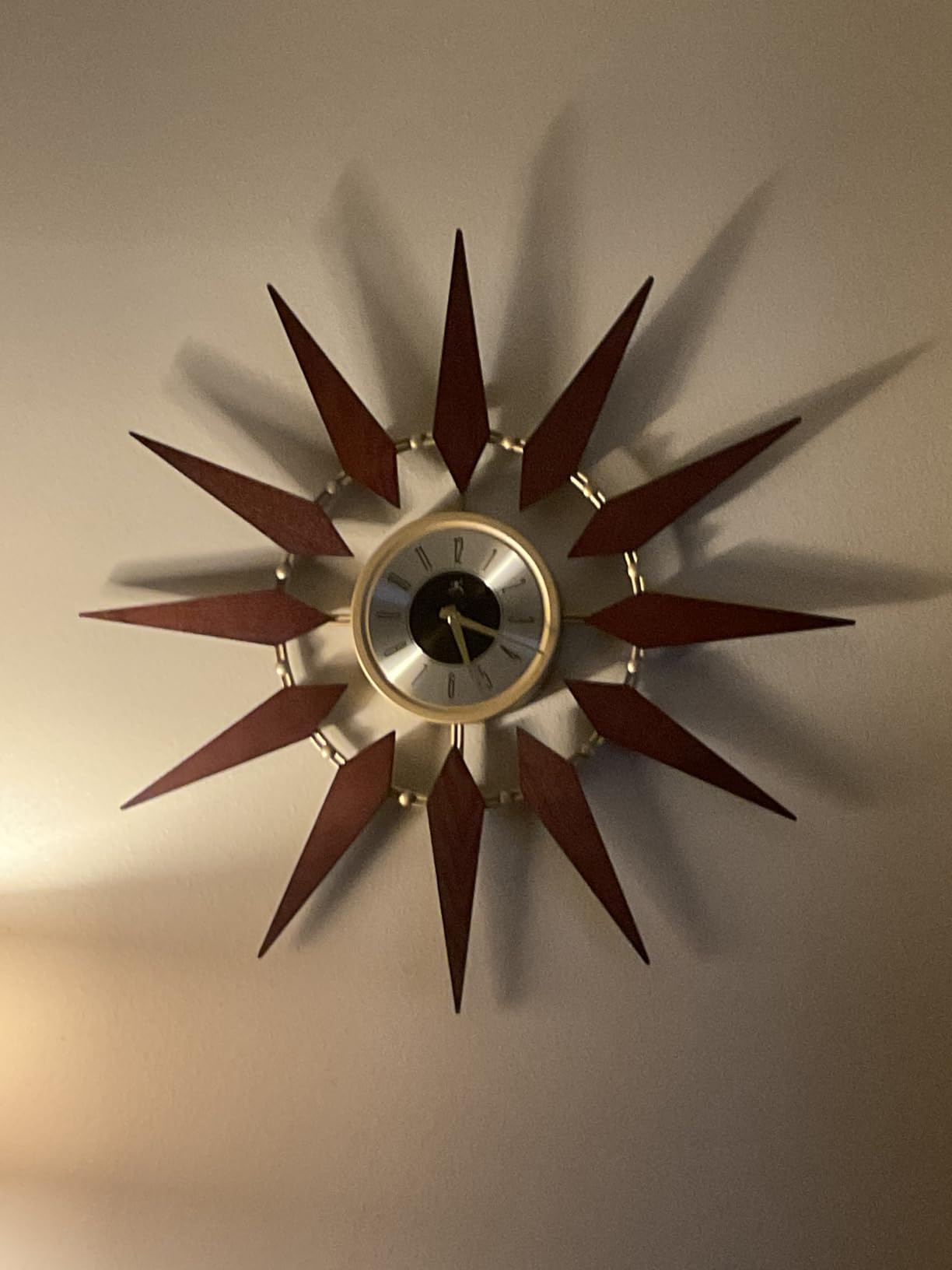 Orion Starburst Wall Clock Mid Century Modern 30 inch Large Mid Century customer photo 2