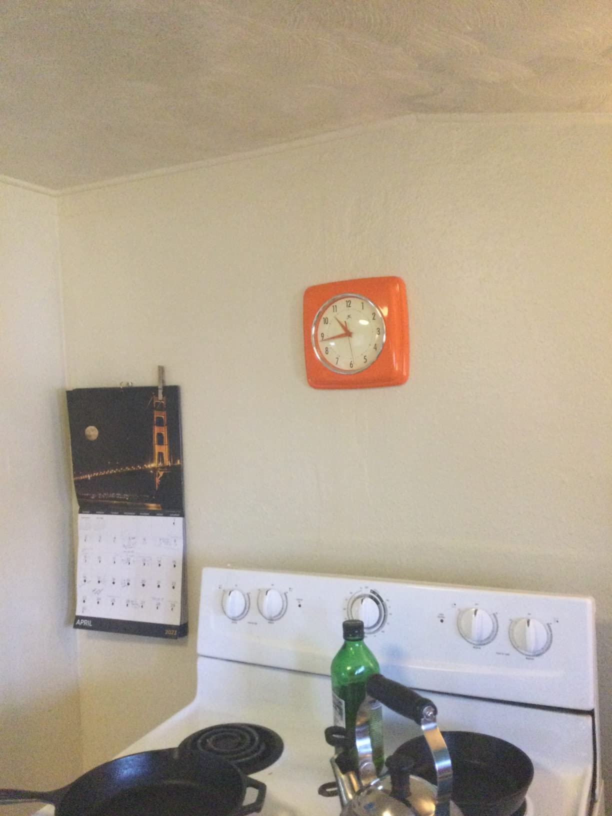 Infinity Instruments Retro Wall Clock for Living Room – Silent customer photo 2