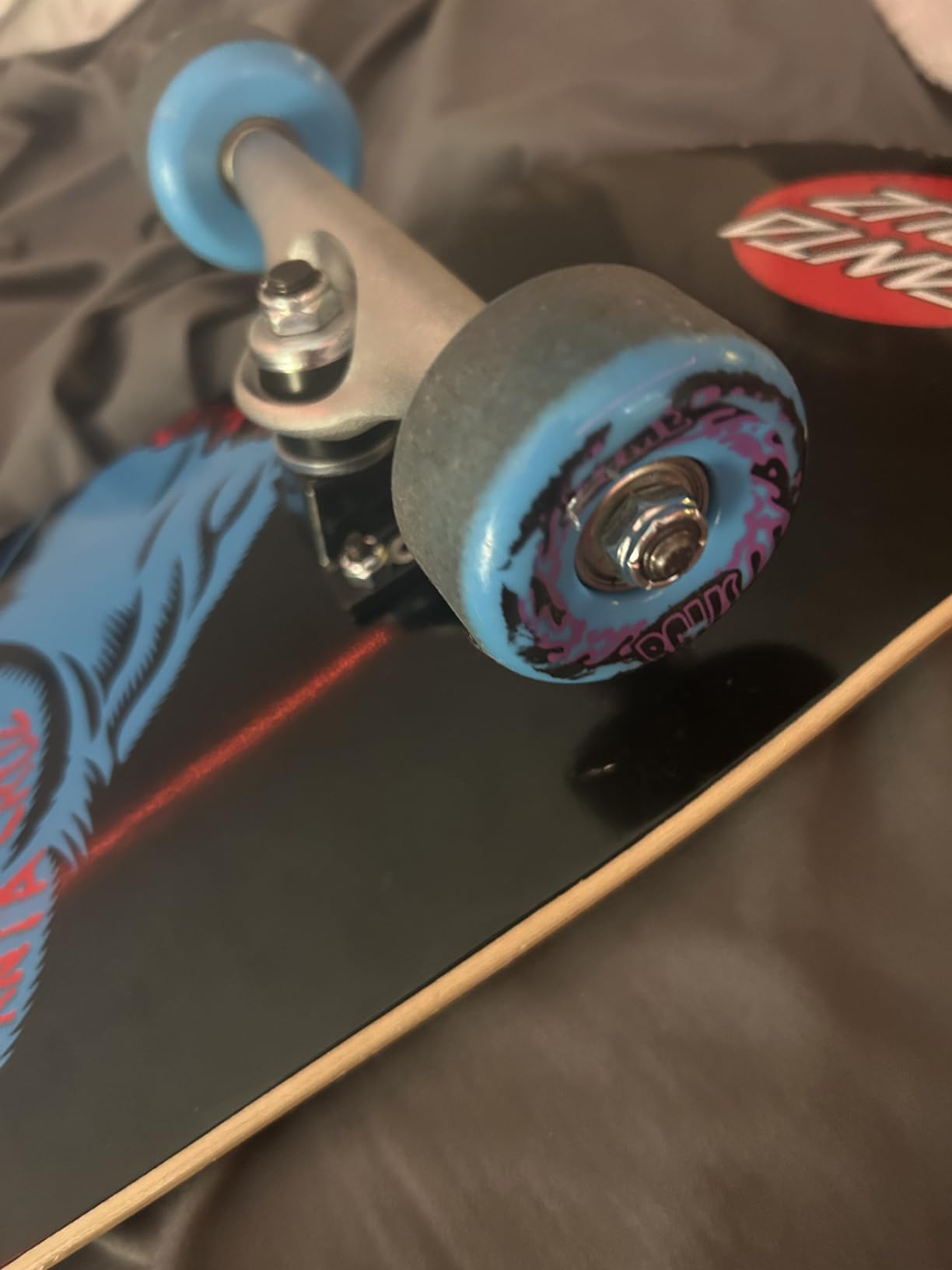 SANTA CRUZ 8.00'' x 31.25'' Skateboard Complete - Classic Dot Full customer photo 1