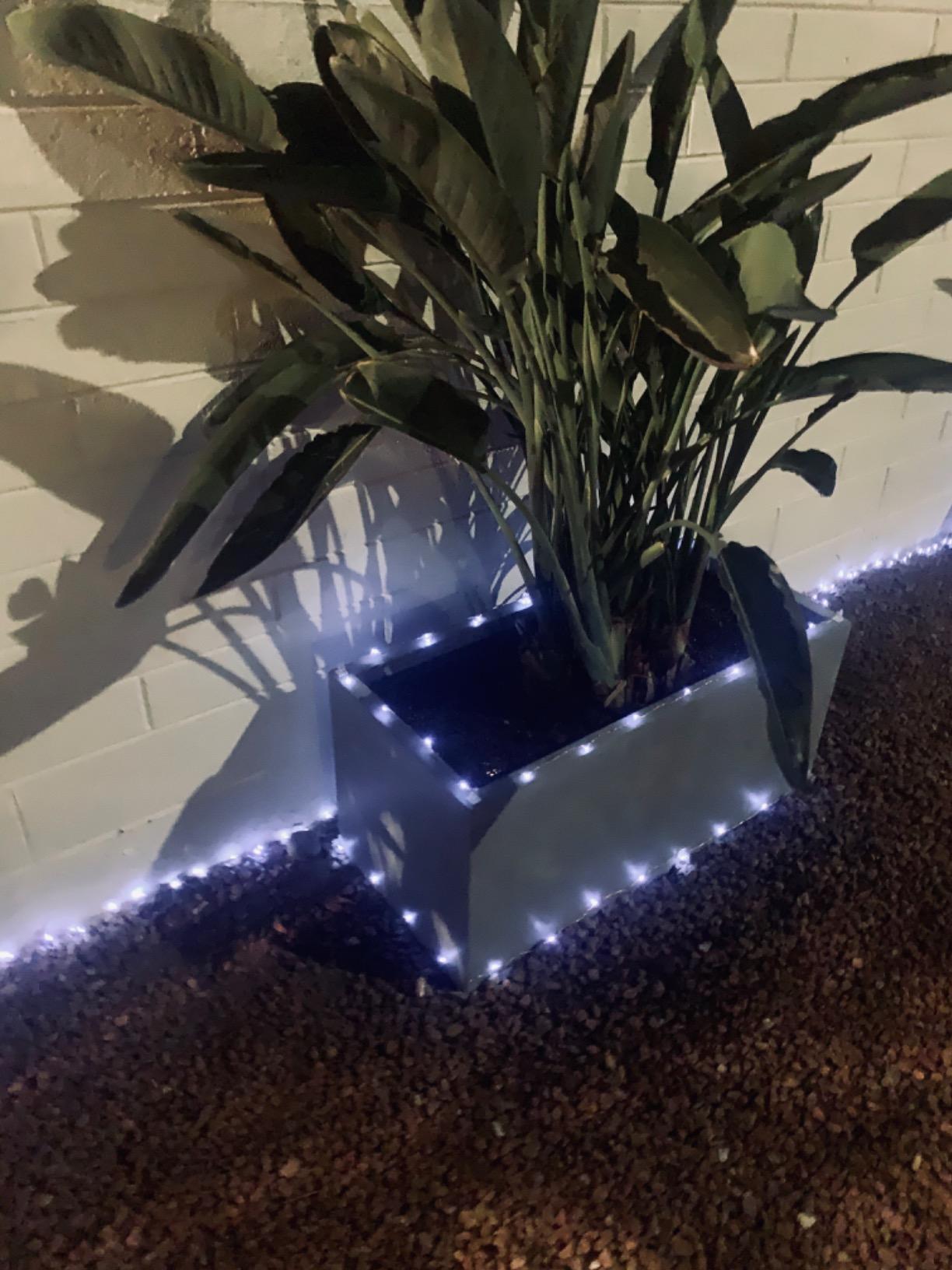 Kante Rectangular Pale Gray Concrete Planter 23