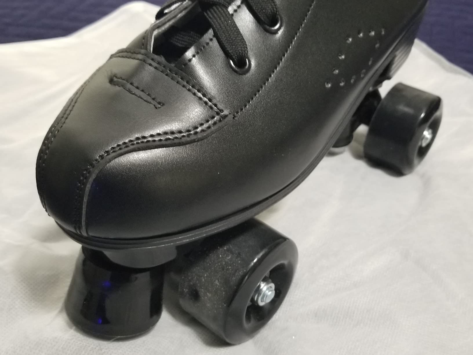 XUDREZ Roller Skate Shoes for Women Men PU Leather High-top Double-Row Roller Skates for Beginner, Professional Indoor Outdoor Roller Skates with Shoes Bag customer photo 1