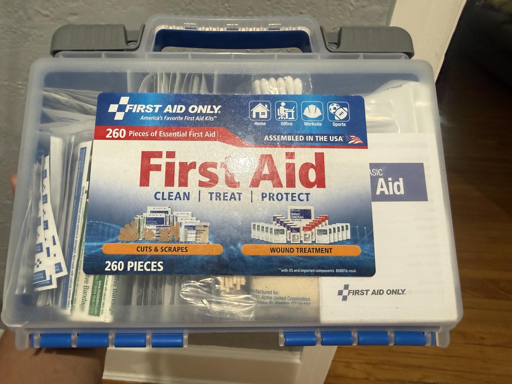 First Aid Only 91248 OSHA-Compliant First Aid Kit, All-Purpose 50-Person Emergency First Aid Kit for Business, Worksite, Home, and Car, 260 Pieces customer photo 2