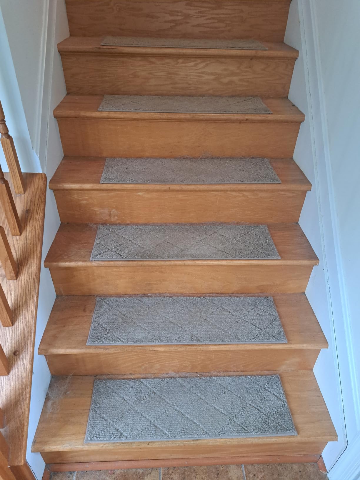 COSY HOMEER Edging Stair Treads Non-Slip Carpet Mat 28inX9in,15pc,Beige customer photo 2
