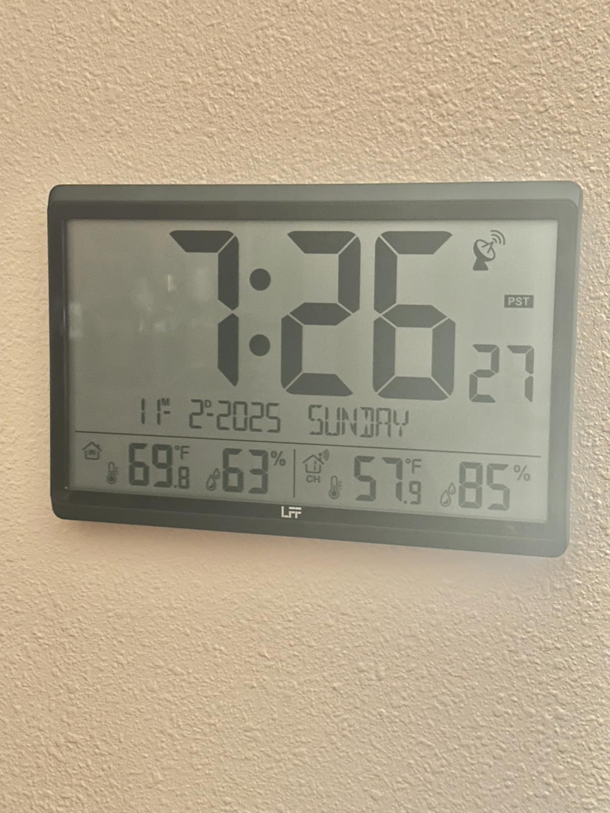 LFF Atomic Clock/Never Needs Setting, Battery Operated, Atomic Wall Clock with Indoor/Outdoor Temperature & Humidity, Wireless Outdoor Sensor, 15