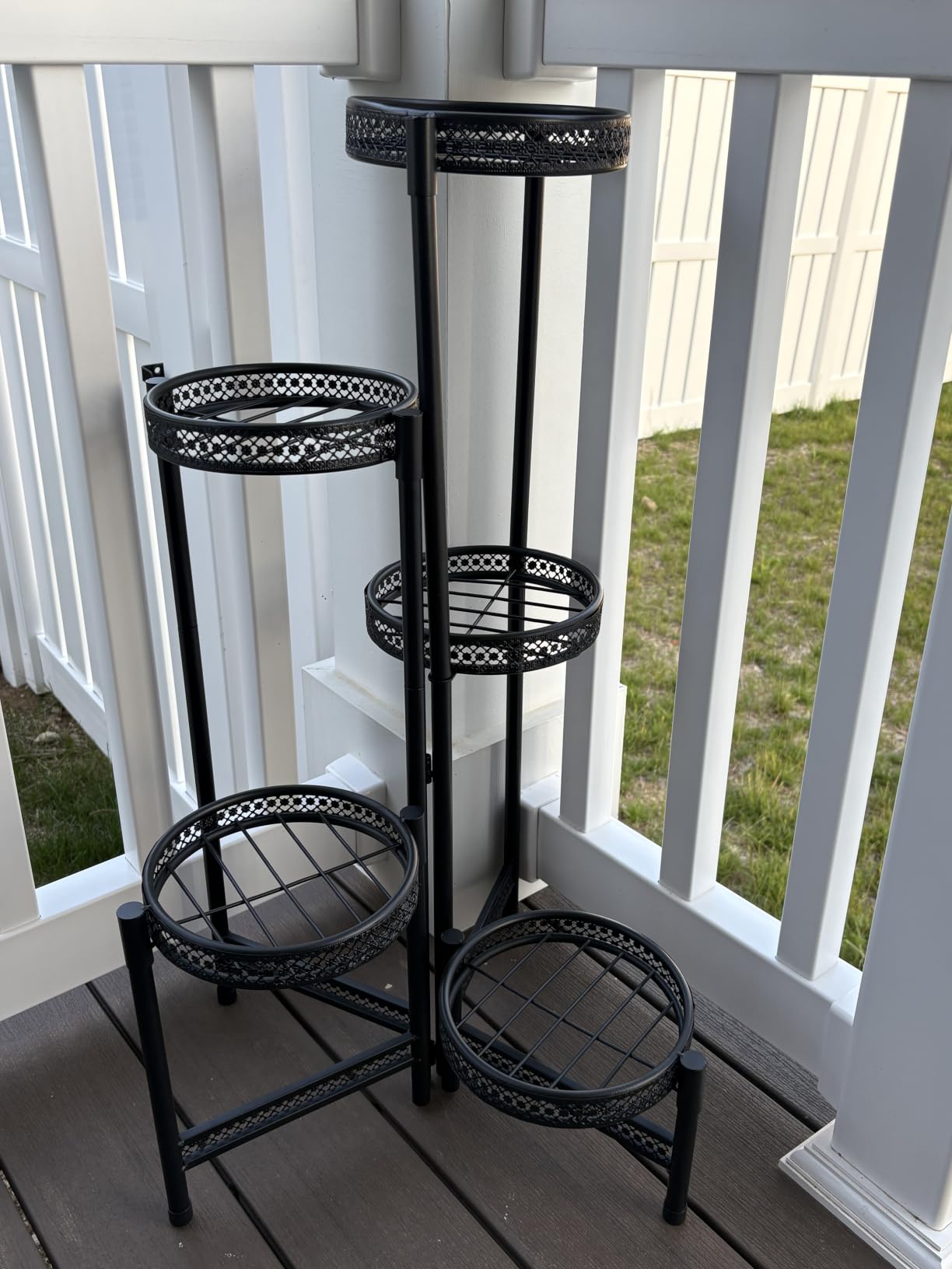 iDavosic.ly Plant Stand Indoor Outdoor, 5 Tier Metal Corner Shelf, Black customer photo 1