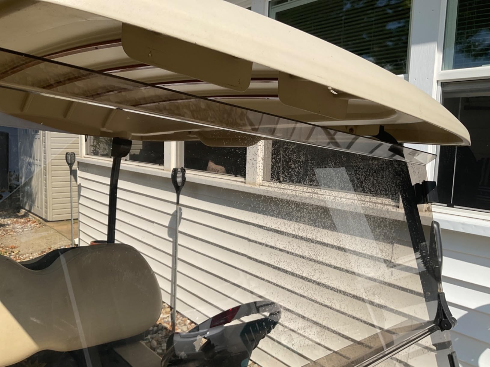 10L0L Golf Cart Windshield for Club Car Precedent/Tempo/Onward 2004-Up 5MM | Clear/Tinted Fold-Down Windshield for Club Car, Anti-UV Impact-Resistant, HD View, Heavy-Duty Hinges, 37.5