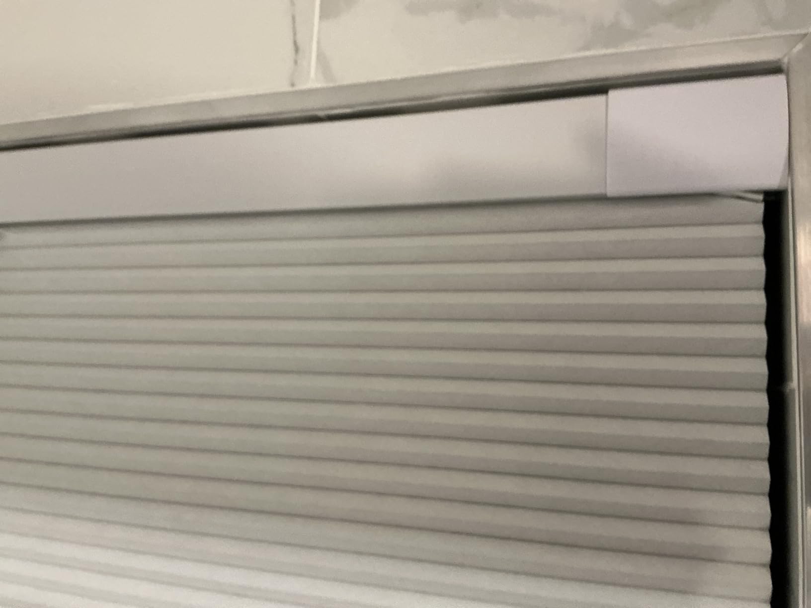 Boolegon No Drill Blinds for Windows Blackout Cellular Shades Cordless No Tools Honeycomb Blinds Pull Down Easy Install for Home and Office, Beige customer photo 1