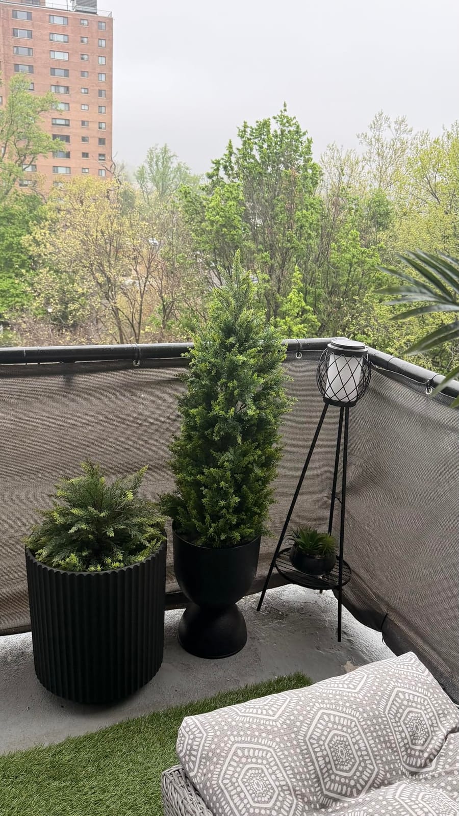 Veradek Mason Series Demi Planter - Large Round Planter for Indoor or Outdoor Patio/Balcony | Made from Plastic & Concrete with Drainage Holes | Modern Décor for Flowers, Trees, Tall Plants customer photo 1