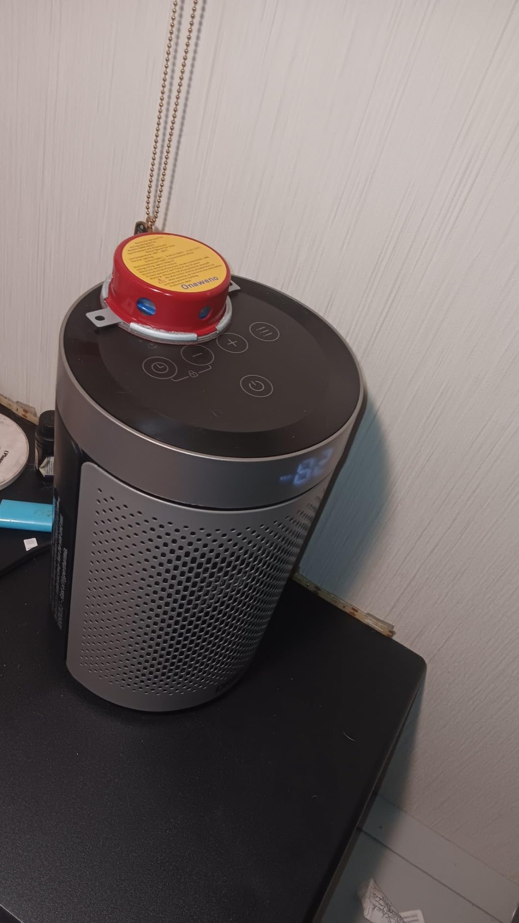 Household small fire extinguisher, automatic fire extinguisher, car battery fire protection, small power distribution cabinet fire extinguishing device, self-triggering fire extinguishing device customer photo 1