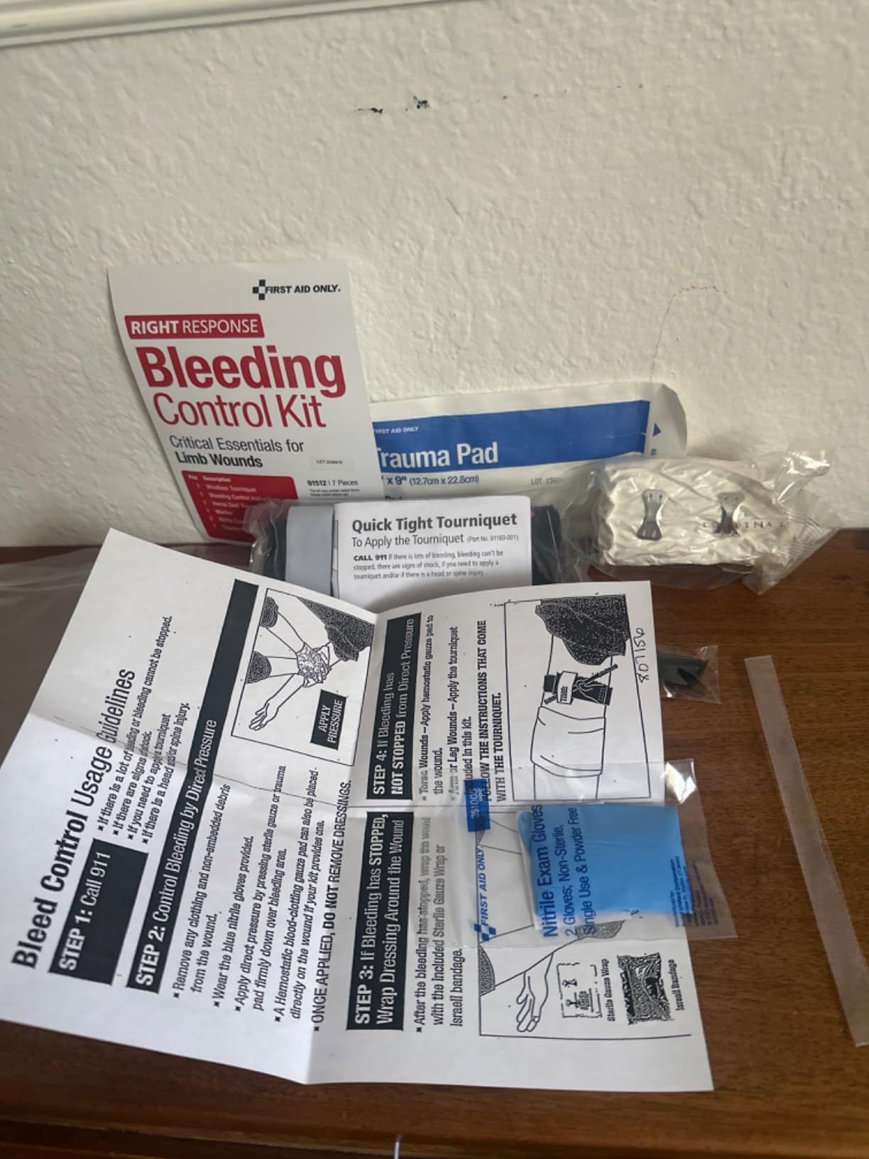 First Aid Only 91512 Critical Essentials Bleeding Control Kit for Limb Wounds, 7 Pieces customer photo 1