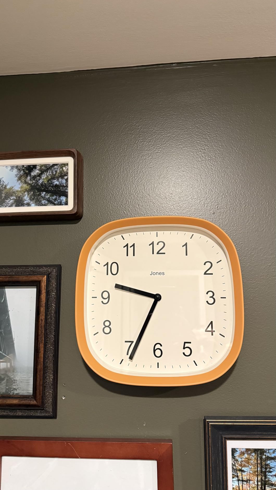 JONES CLOCKS® Sprite wall Clock | Modern Retro Rounded Square Clock | 10