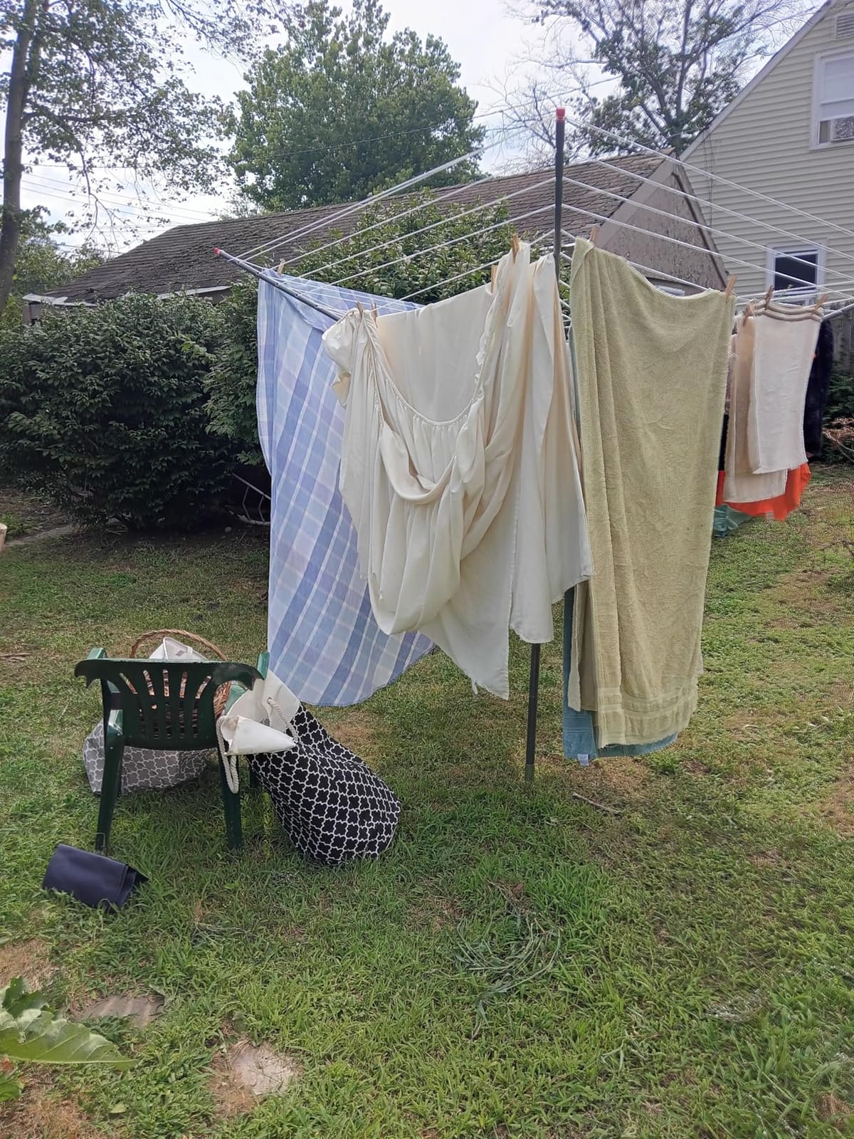 STO STO Umbrella Clothesline Outdoor Drying Rack, 164 Feet Rotary Clothes Drying Rack with Adjustable Height, Folding Laundry Line with Metal Ground Spike for Backyard, Patio, Garden, Heavy Duty customer photo 2