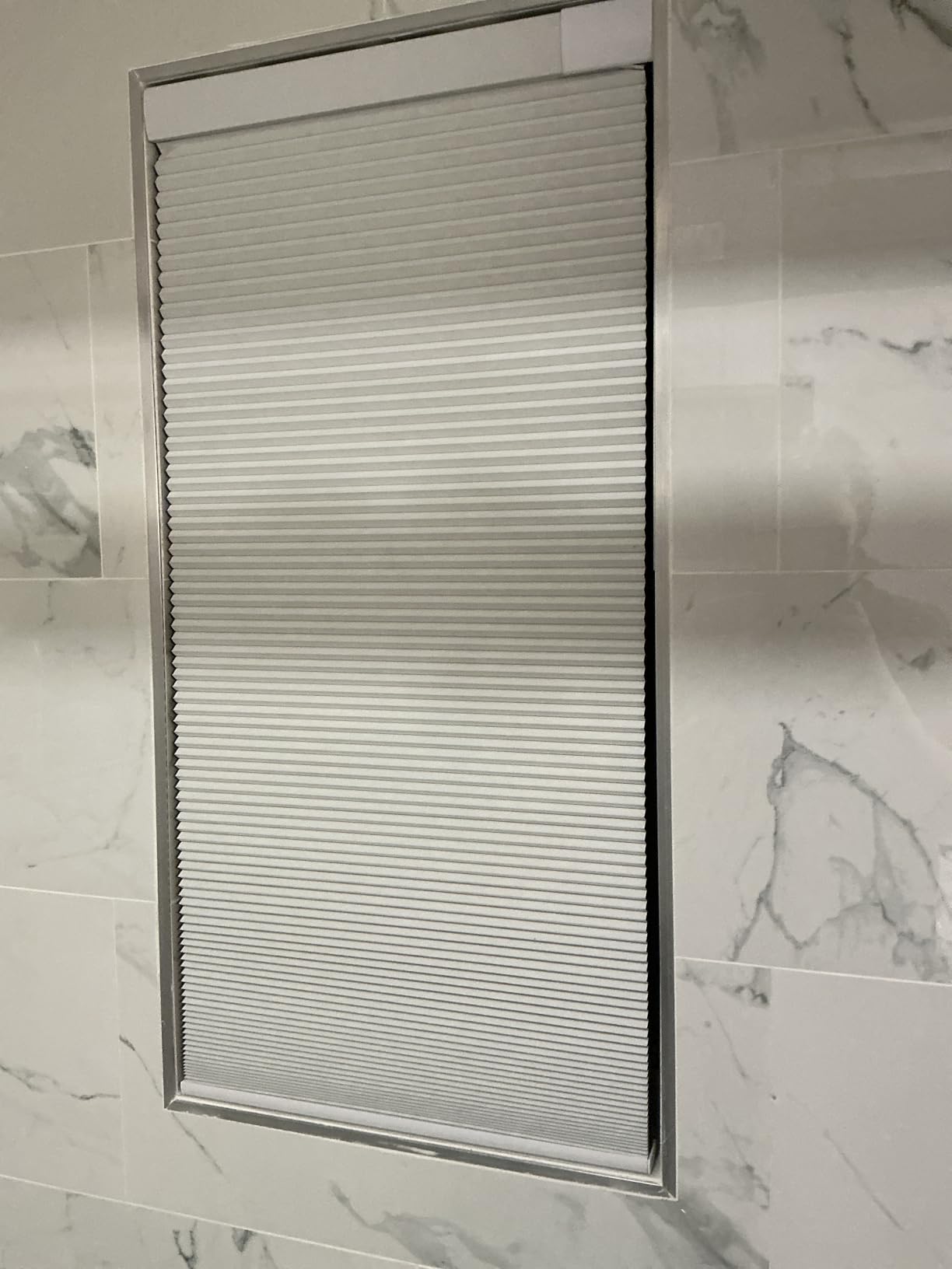Boolegon Blackout No Drill Blinds for Windows Cellular Shades Cordless No Tools Honeycomb Pull Down Easy Install No Screws Cellular Blinds for Door, Home, Blackout-Light Gray customer photo 1