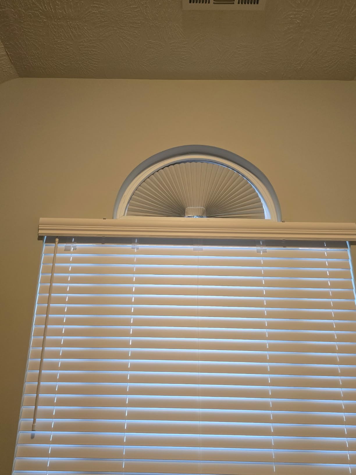 Myshade Arch Window Shades Half Circle Blackout Cellular Shades Cordless No Drill Blinds for Windows Half Moon Honeycomb Fabric No Tools Room Darkening Shades Easy Install (1PCS White 72