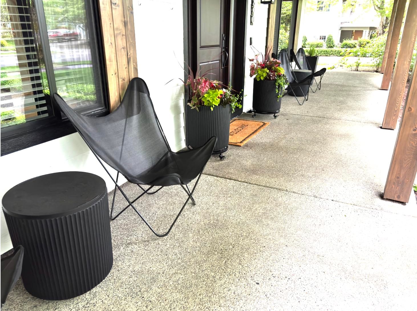 Veradek Demi Series Planter - Large Round Outdoor Planter customer photo 1