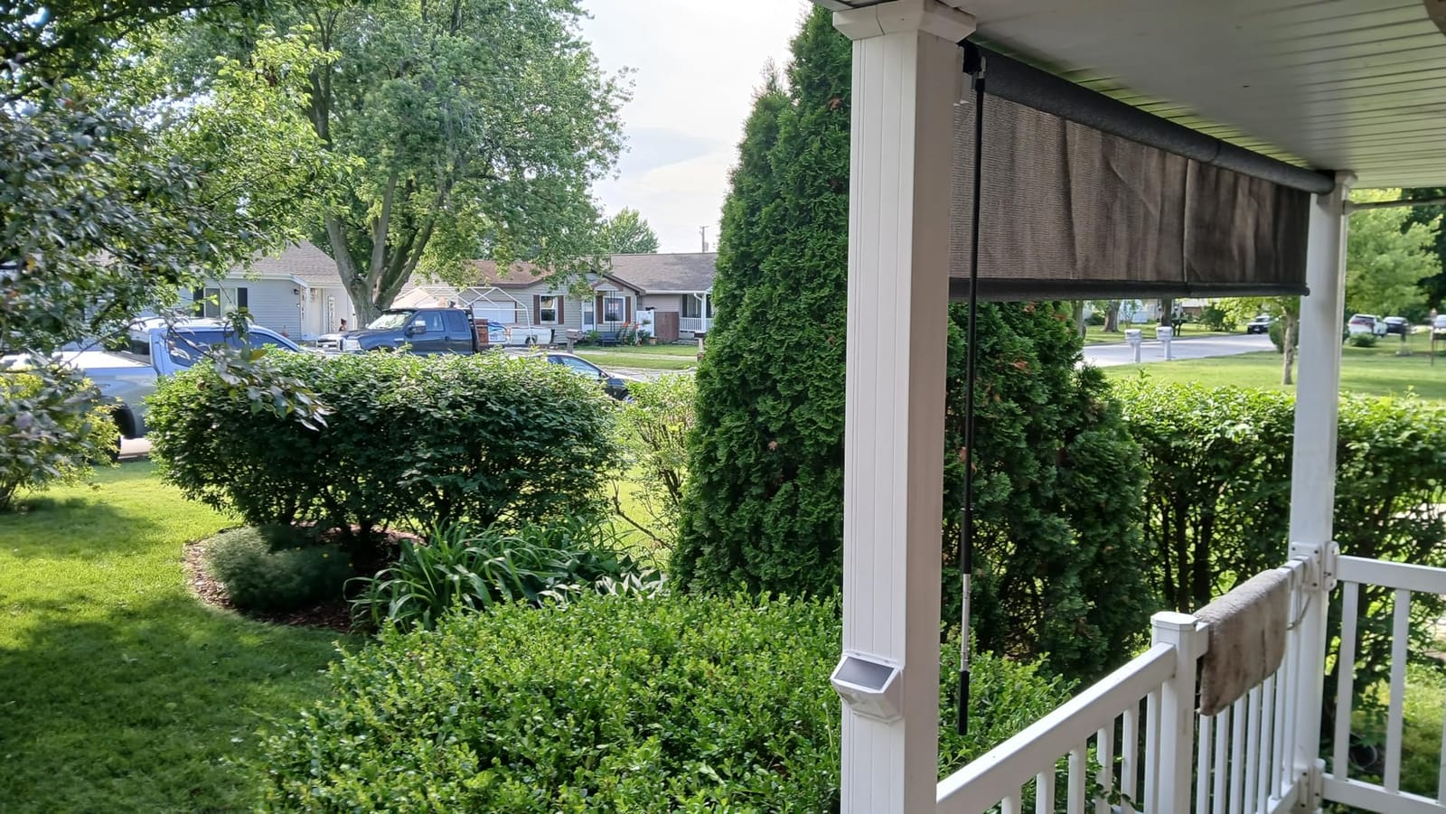Artpuch Outdoor Roller Shade 8' W x 8' H, Gray Exterior Cordless Patio Shades Roll Up Blinds with Spliced Pole Design, (2 Poles, One-Piece Fabric) customer photo 2