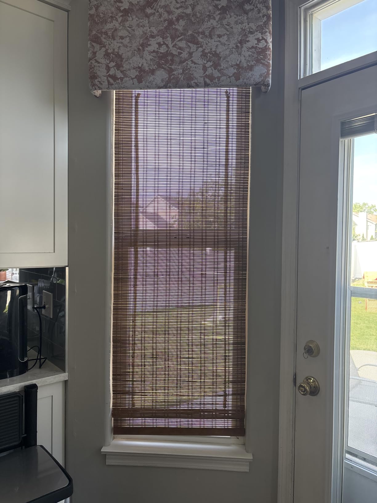 Calyx Interiors Bamboo Roman Shades w Valance 23