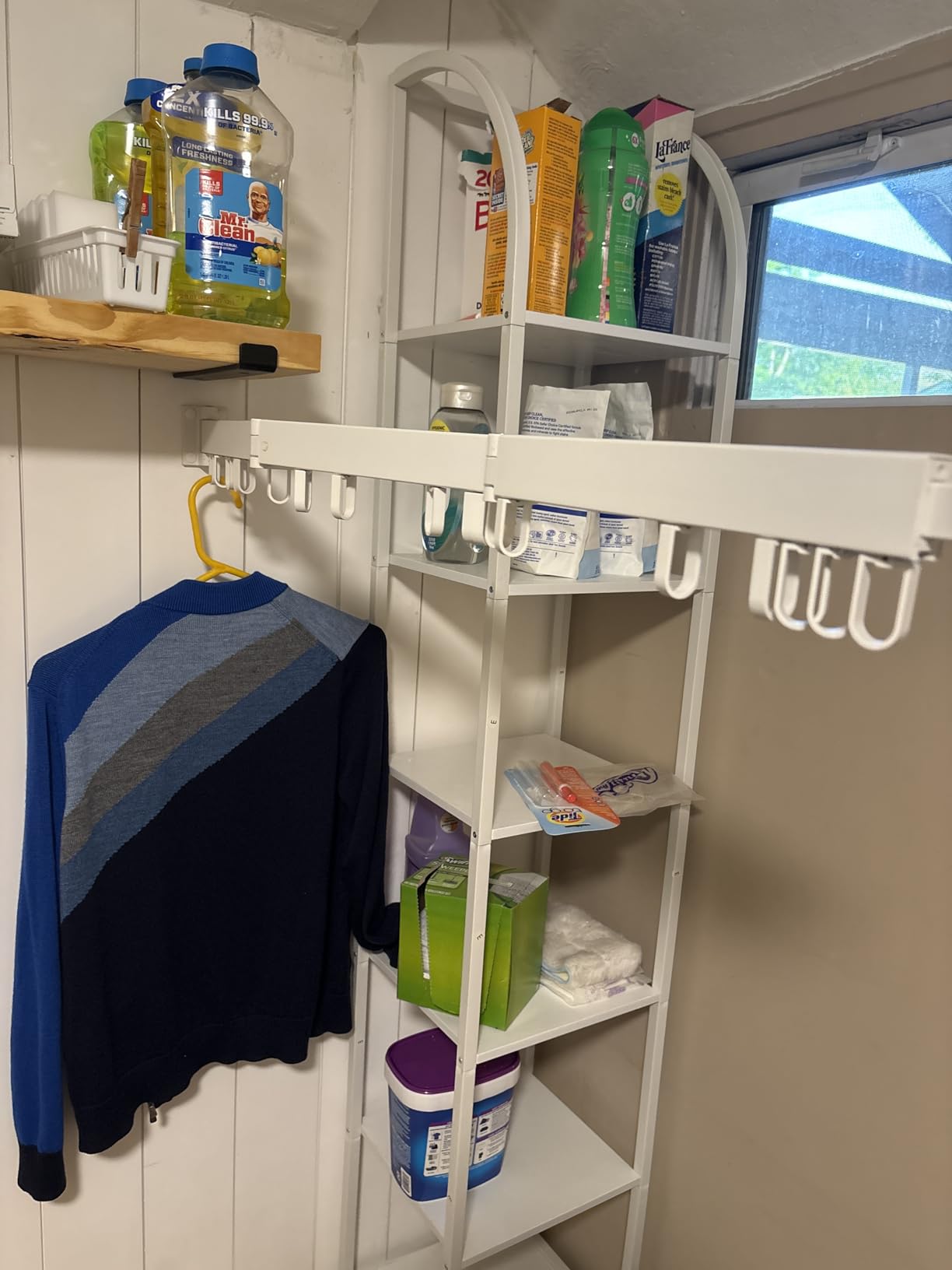 JAUREE Clothes Drying Rack Wall Mounted, Space-Saving Drying Rack Clothing, Collapsible Foldable Retractable Laundry Rack with 18 Hooks, Indoor/Outdoor, White customer photo 2