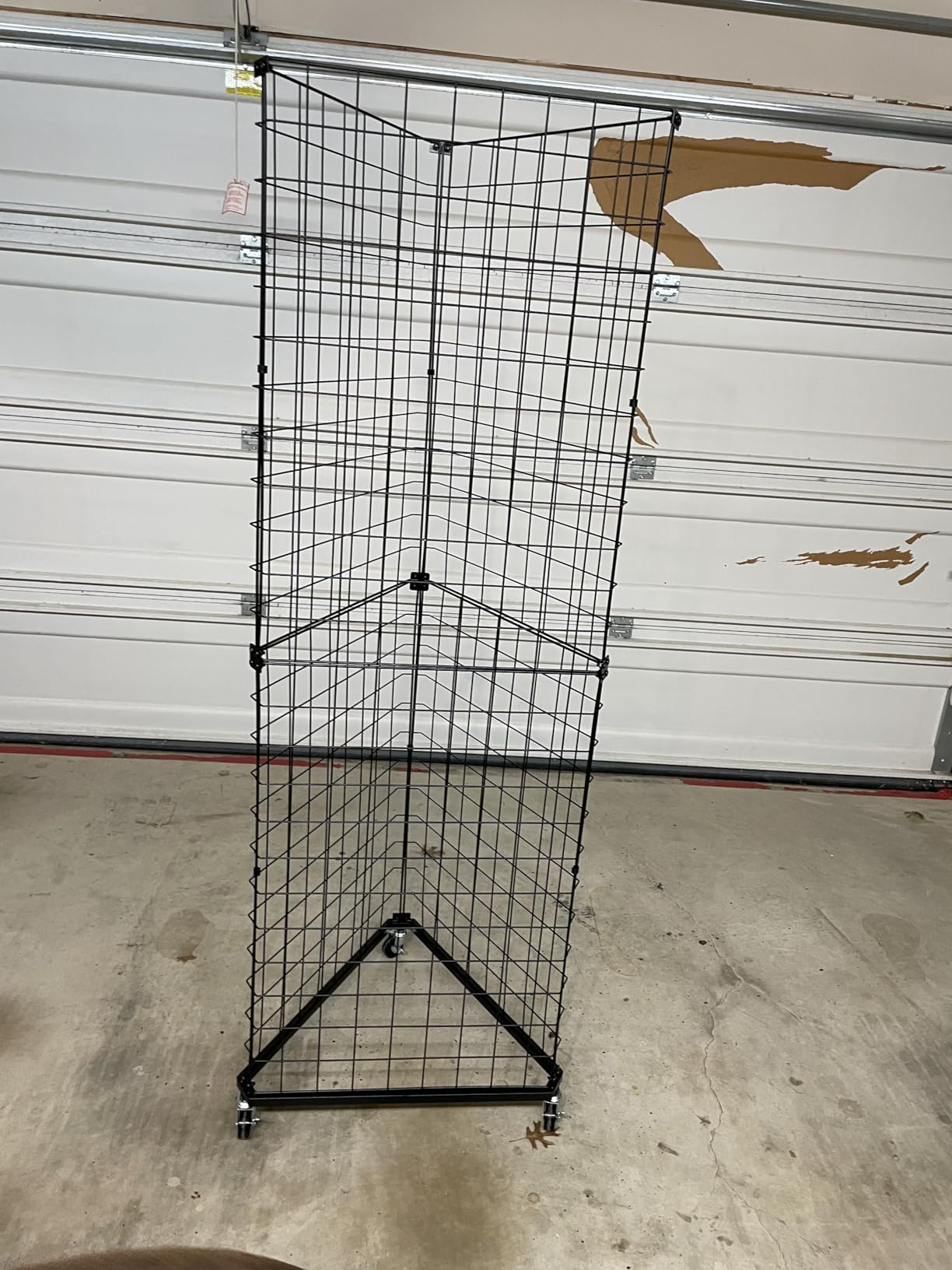 GADFISH Triangular Gridwall Panel Display Stand, Black Triangle Wire Grid Tower with Base and Casters, 24