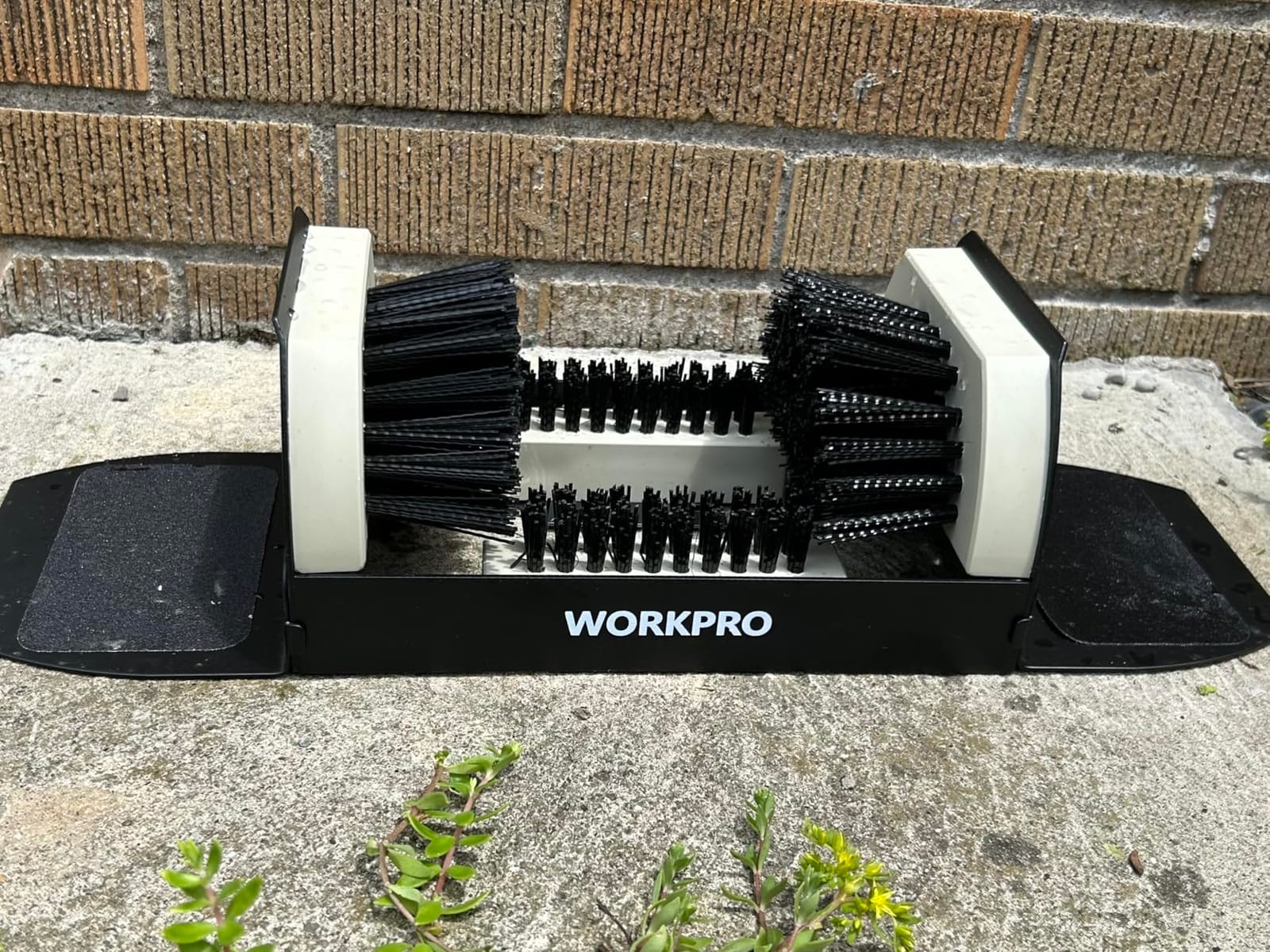 WORKPRO Boot Cleaner, Heavy Duty Shoe Boot Scrubber & Scraper Brush Outdoor customer photo 1