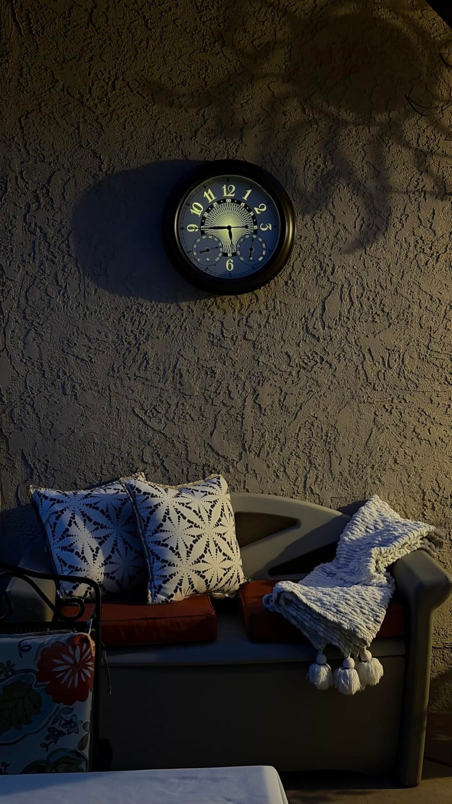 Pytha Sight 15 Inch Metal Illuminated Outdoor Clocks for Patio Waterproof customer photo 2