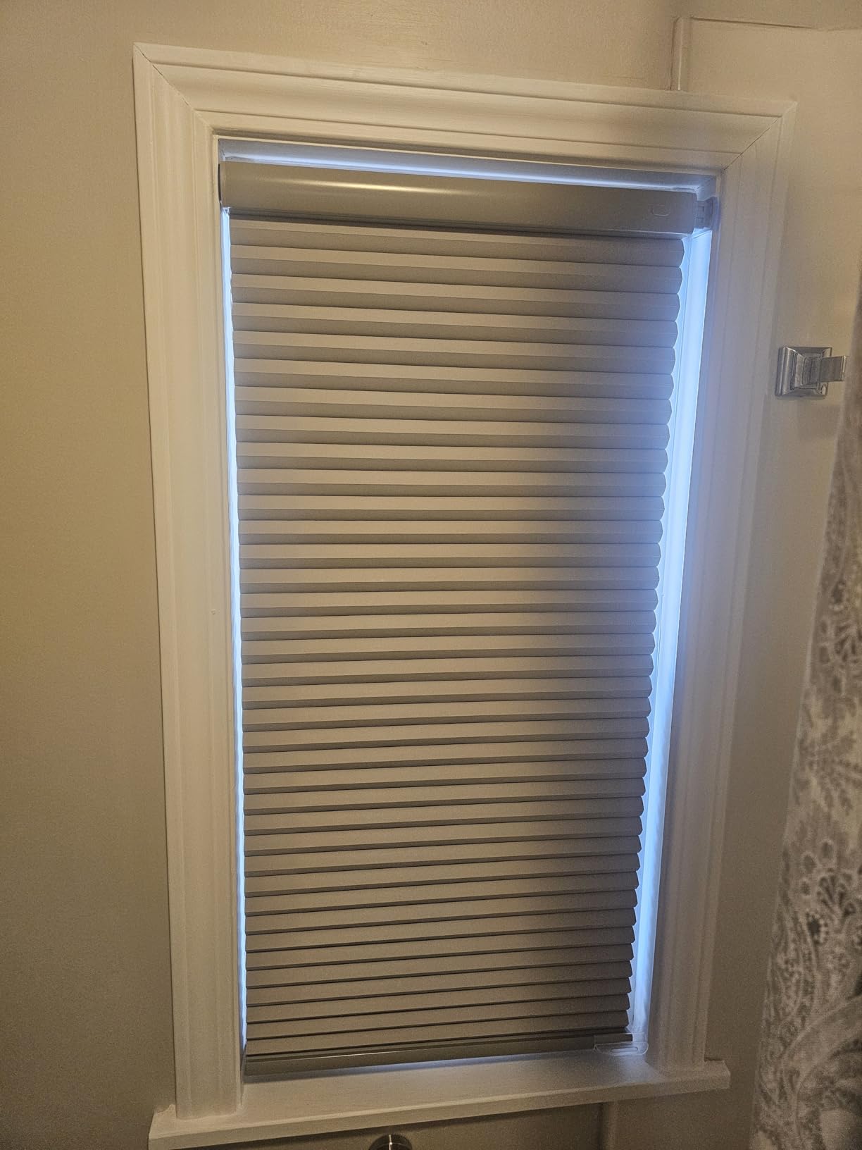 Joydeco No Drill Cordless Blackout Cellular Shades, 34