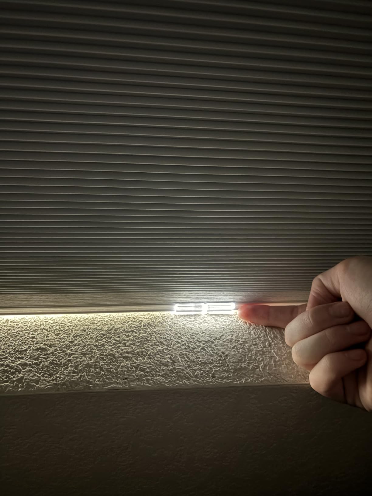 SEEYE No Drill Cordless Cellular Shades, Blackout Honeycomb Blinds for Indoor Window,Thermal Insulated Noise Reduction, Easy Install for Bedroom, Living Room, Office, White (70