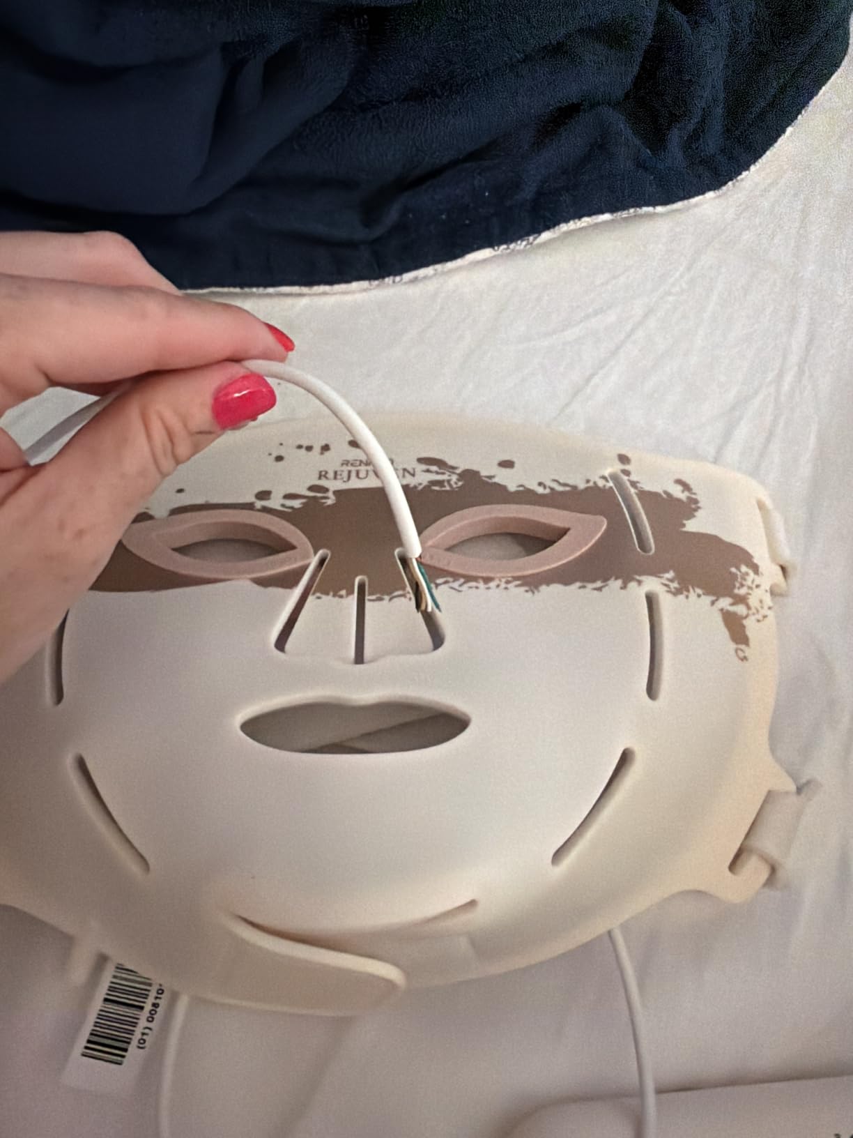 RENPHO Red Light Therapy Mask for Face, FDA-Cleared, Birthday Gifts for Wife | 324 LEDs, 3 Modes, Wrinkle Treatment, Anti Acne, Red Blue NIR, Full Face Coverage, Cordless, Home Facial Skincare for Women customer photo 1