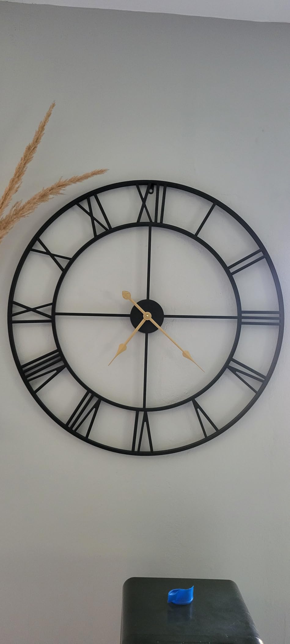 Vantic 32 Inch Large Wall Clock, Roman Numeral Metal Oversized Wall Clocks customer photo 1