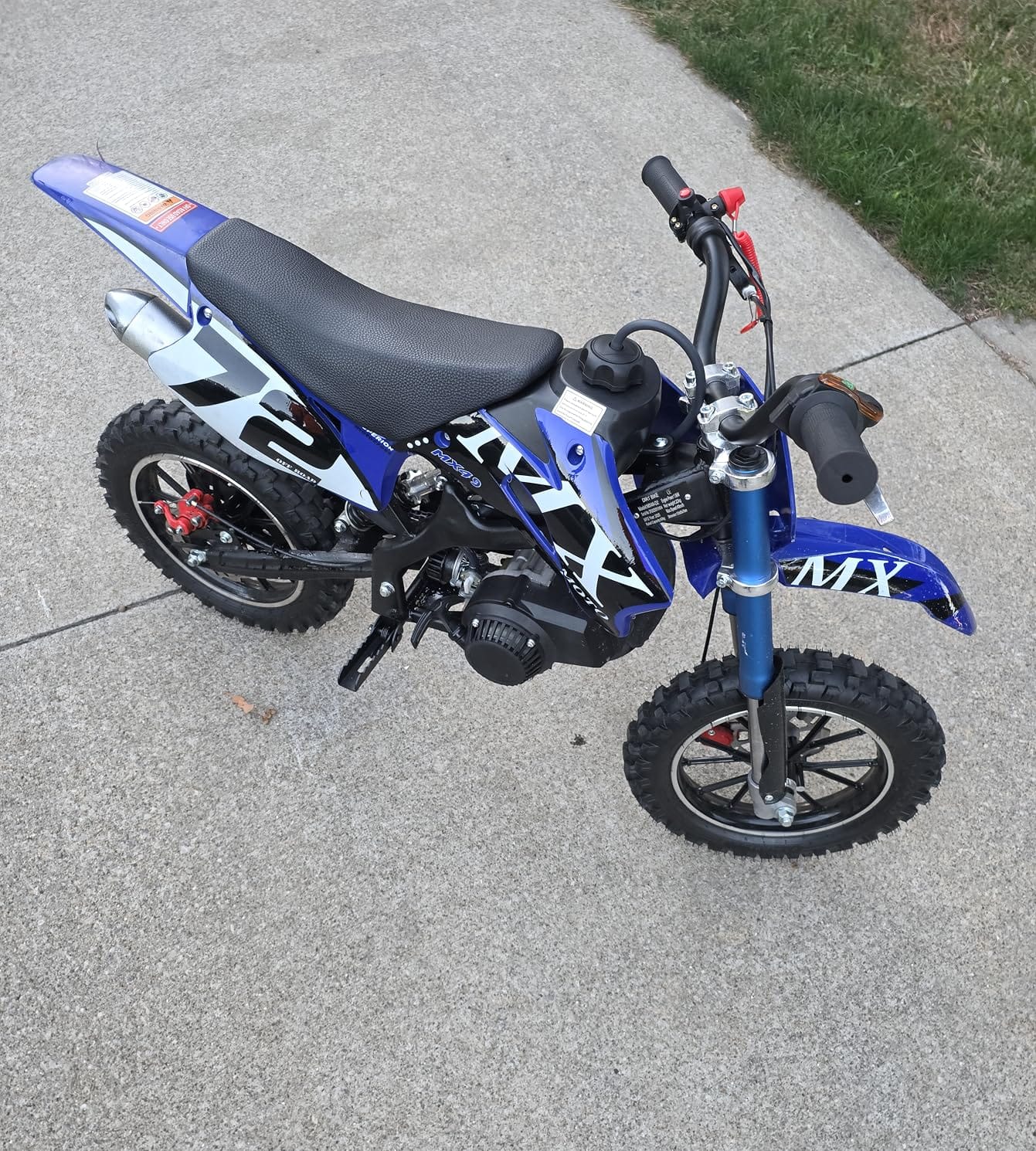 Gas Dirt Bikes for Kids, 50cc 2 Stroke Kids Dirt Bike, 49cc Dirt Bike Up to 24 MPH Pull Start, Pit Bike for Boys Girls, Gas Dirt Bike Dual Disc Brake Inverted Fork Off Road, Red customer photo 1