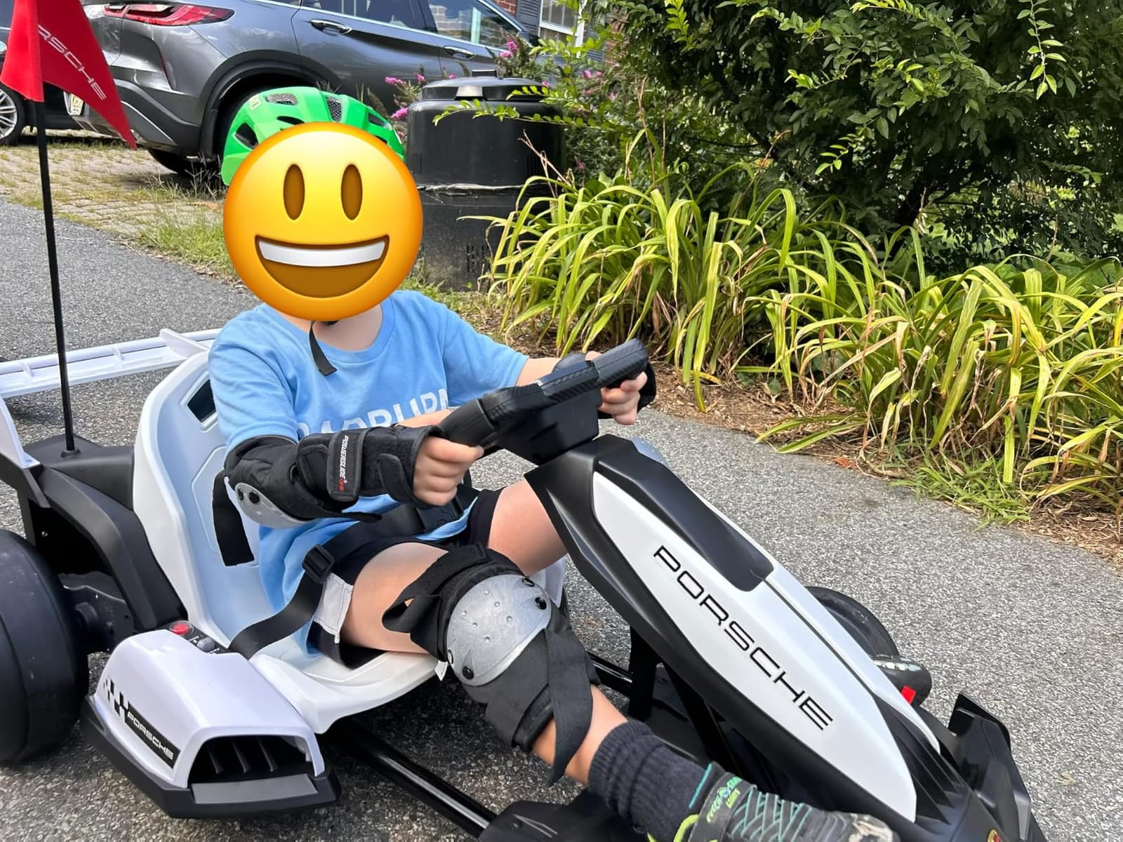 24V Electric Go Kart for Kids, Licensed Porsche Drift Kart, White | Fast 2*400W Motors, 8 MPH, Nylon Tire, Soft Start, Stepless Acceleration, Adjustable Seat, Led Light, Crazy Kart for Kid 6-12 customer photo 1
